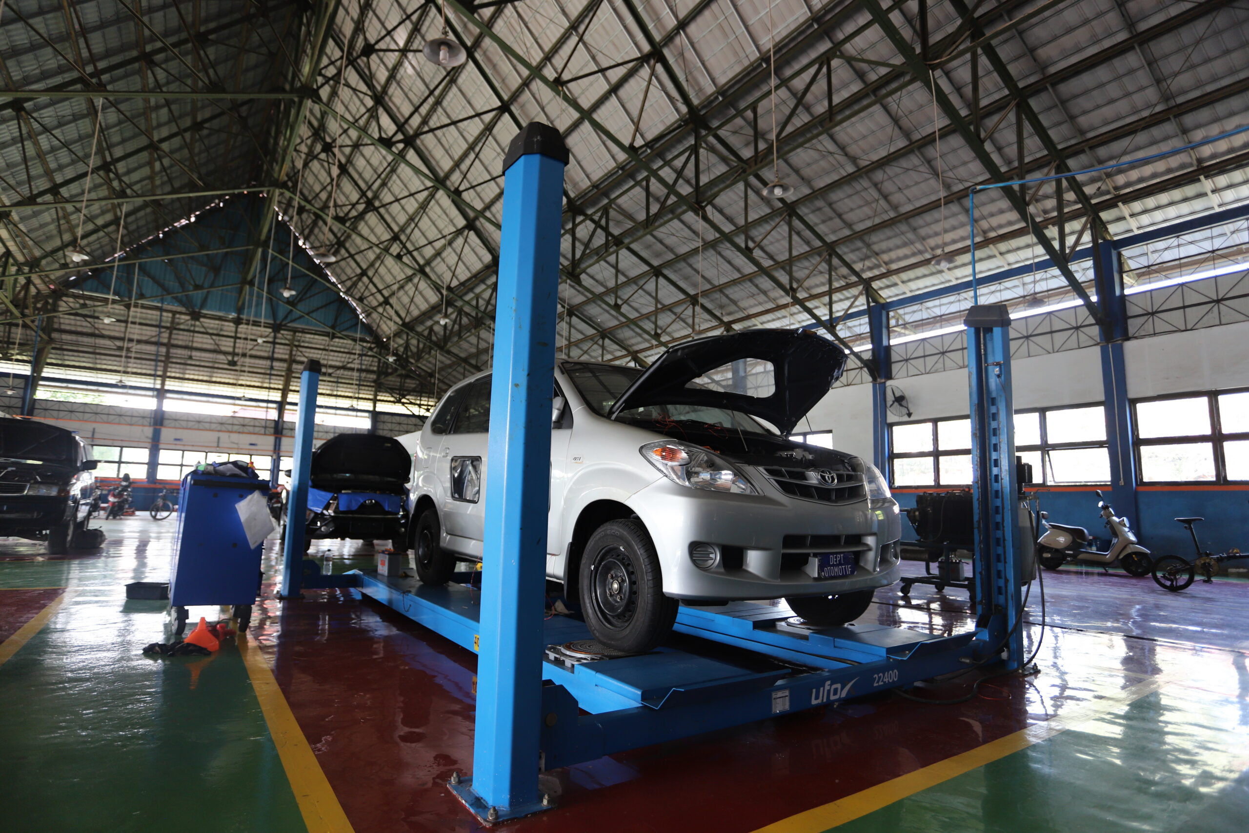 Otomotif